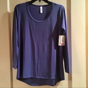 NWT LuLaRoe Periwinkle Lynnae, Size S